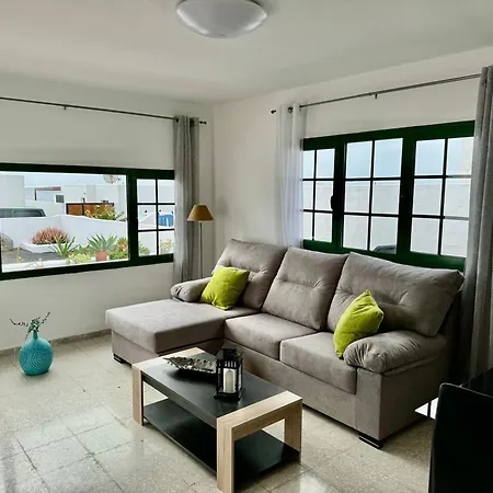 Casa Riadero By Vulcano Homes 度假居 *