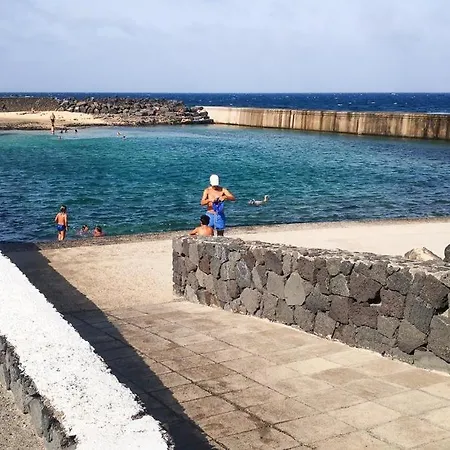 度假居 Casa Riadero By Vulcano Homes Guatiza